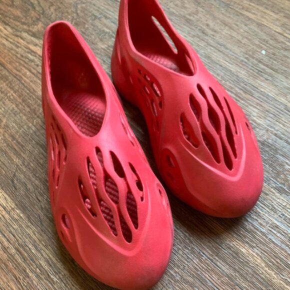 Yeezy foam runners - Picture 1 of 1